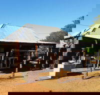 Whitula Gate Museum - Sydneys Hotel