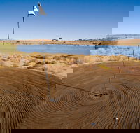 Bedourie Outback Golf Course - Sydneys Hotel