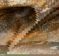 Bunjil Shelter - Stawell - Sydneys Hotel