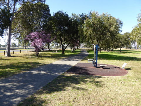 Ham Common - Sydneys Hotel 0
