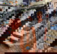 Kaysuelle Fashions - Sydneys Hotel