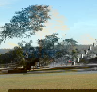 Lawrence Golf Club - Sydneys Hotel