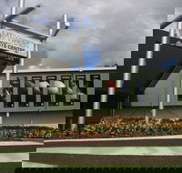 Mount Warren Sports Centre - Sydneys Hotel