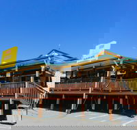 Plainland - Sydneys Hotel