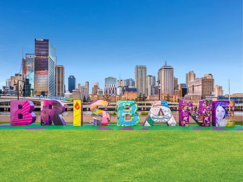 BRISBANE Sign - Sydneys Hotel 0