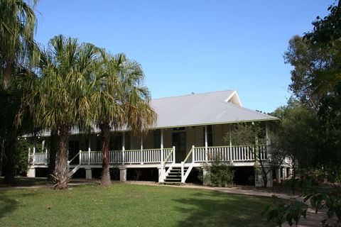 Cape Pallarenda Conservation Park - Sydneys Hotel 0