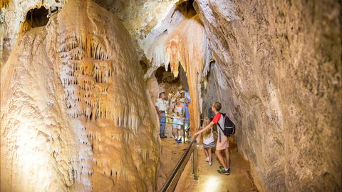 Chillagoe-Mungana Caves National Park - Sydneys Hotel 0