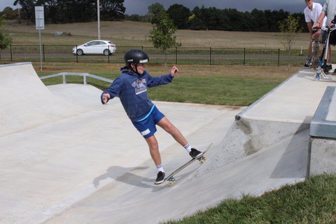 Crookwell Skate Park - Sydneys Hotel 0