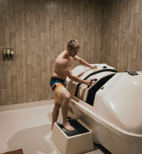 Newcastle Float Centre - Sydneys Hotel 0