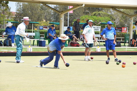 Cleveland Sharks Bowls Club - Sydneys Hotel 0