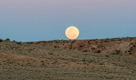 Jump-Up Loop Road Drive - Sydneys Hotel 0