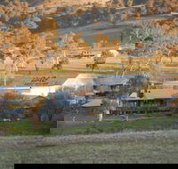 Nundle - Sydneys Hotel