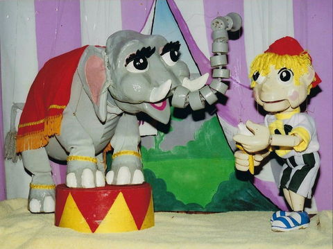 Puppeteria Theatre Castle Cove - Sydneys Hotel 0