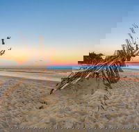 Red Beach - Sydneys Hotel