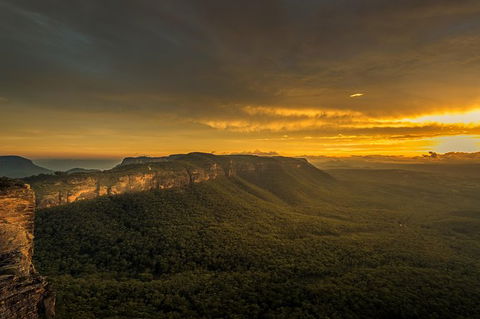 Ultimate Blue Mountains Waterfalls, Walks & Sunset PRIVATE Tour - Sydneys Hotel 1