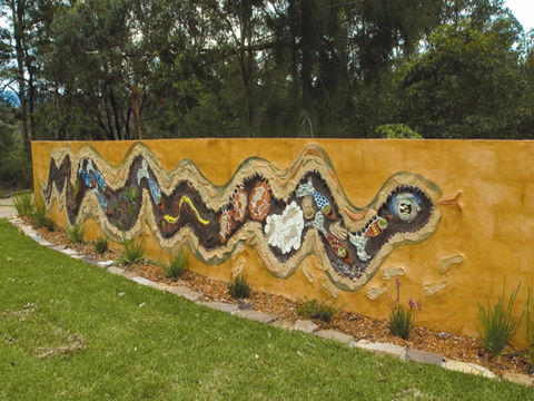 Bomaderry Creek Regional Park - Sydneys Hotel 1