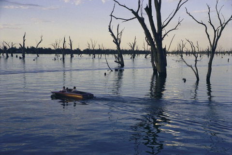 Yarrawonga-Mulwala - Sydneys Hotel 1