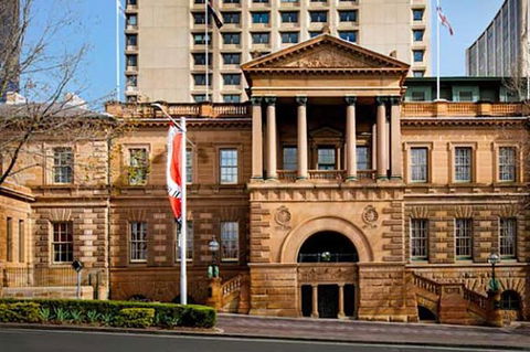 Sydney With Bondi And Beaches Essentials Private Day Tour - Sydneys Hotel 3