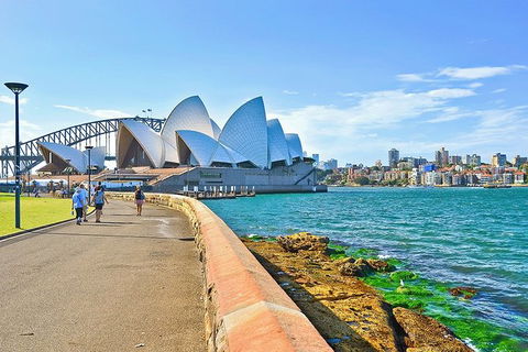 Sydney With Bondi And Beaches Essentials Private Day Tour - Sydneys Hotel 0