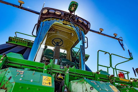 Discover Farming In Goondiwindi - Sydneys Hotel 9