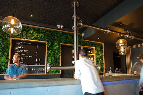 Mt. Wellington Morning Hike + Afternoon Beer & History Walk - Sydneys Hotel 15