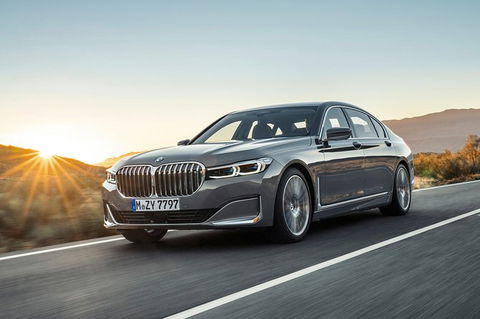 BMW Car Melbourne Airport To CBD - Sydneys Hotel 1