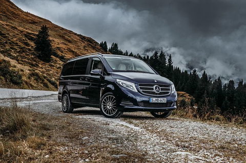 Van Service Melbourne Airport To CBD - Sydneys Hotel 1