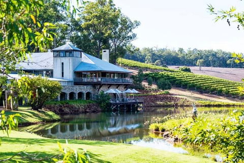 Wineries And Scenic Drive Full Day Tour - Sydneys Hotel 1