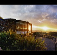 SkyHigh Mount Dandenong - Sydneys Hotel
