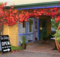 Macedon Ranges Arts Collective - Sydneys Hotel
