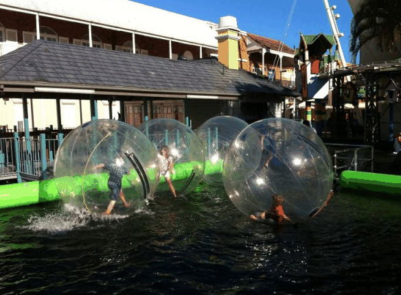 Aussie Waterballs - Sydneys Hotel
