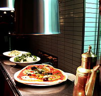 Ladro - Sydneys Hotel
