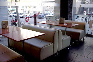 Legals Cafe And Bar - Sydneys Hotel 0