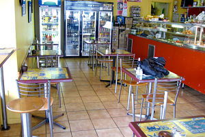 PM's Cafe - Sydneys Hotel 0