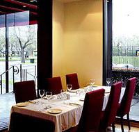 Red Terrace - Sydneys Hotel