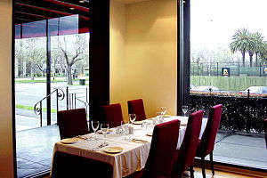 Red Terrace - Sydneys Hotel 0