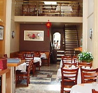 Ru Inn - Sydneys Hotel