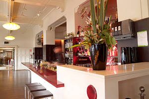 White Bar - Sydneys Hotel 0