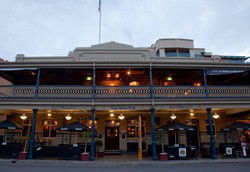 PJ O'Brien's Irish Pub - Sydneys Hotel 0