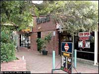 Avenues Tavern - Sydneys Hotel 1