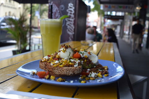 Amici Bakery Cafe - Sydneys Hotel 3
