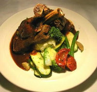 Avanti Cafe  Pasta - Sydneys Hotel