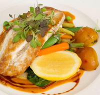 Season Restaurant - Sydneys Hotel