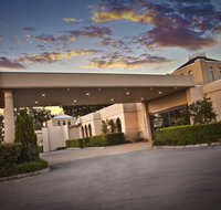 Shangri-La Gardens - Sydneys Hotel