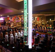 RQ's Tavern - Sydneys Hotel 0