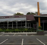 Sandown Park Hotel - Sydneys Hotel