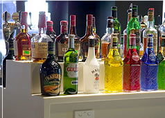 Macquarie Lounge - Sydneys Hotel 1