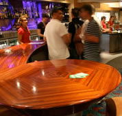 RQ's Tavern - Sydneys Hotel 2