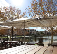 The Royal On The Waterfront - Sydneys Hotel