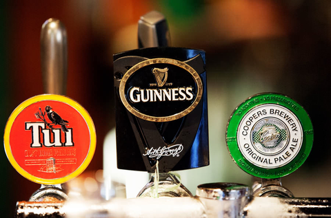O'Malley's Irish Pub - Sydneys Hotel 3